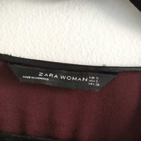 Zara Lace-side T-shirt Blouse - Picture 4 of 4